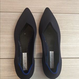 Rothy’s navy flats - The Point - 10.5